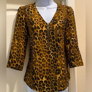 Women’s Express Leopard Print Half Zip Top